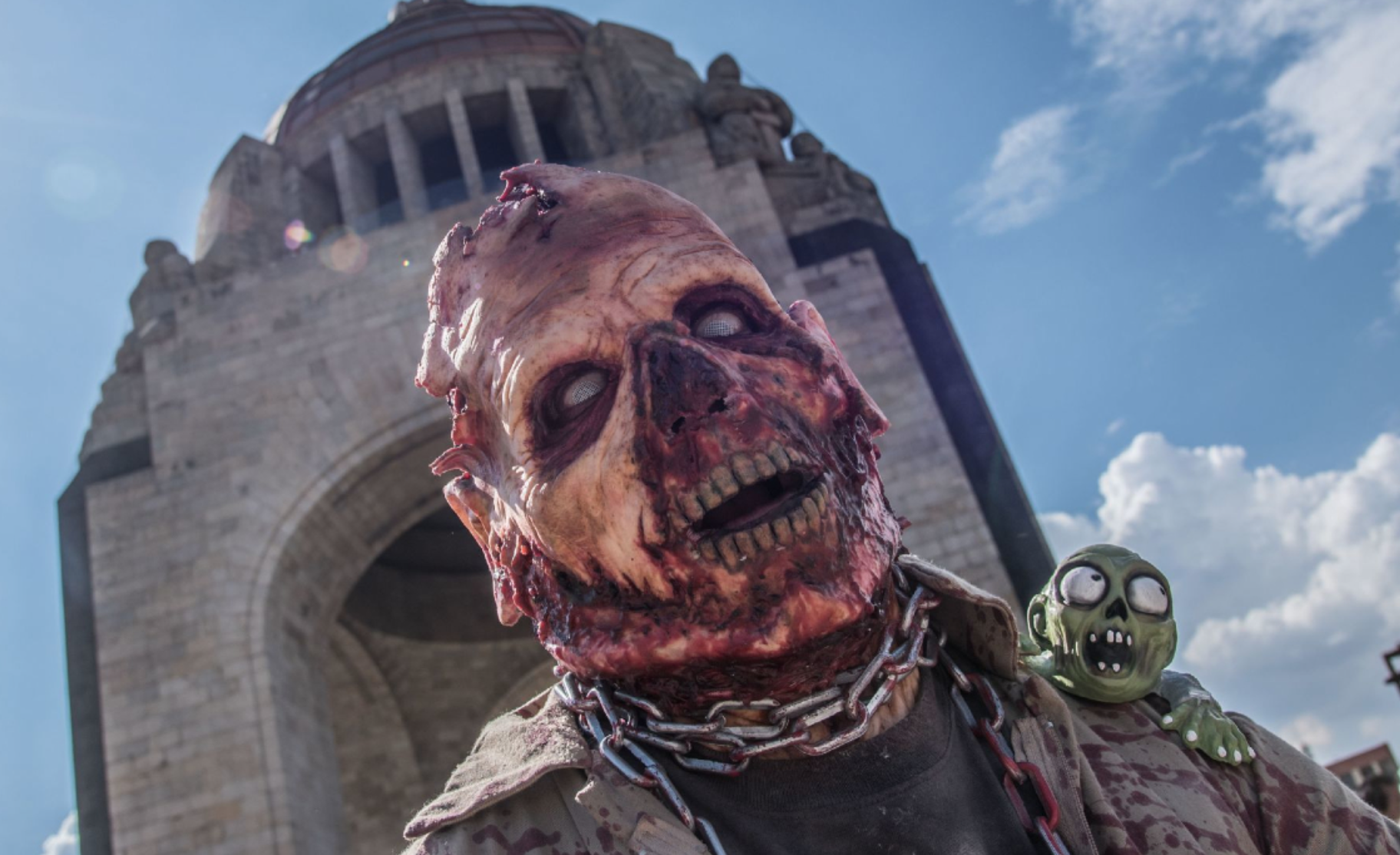 Desfile de Alebrijes y Marcha Zombie en CDMX